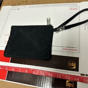 Steve Madden Wristlet black